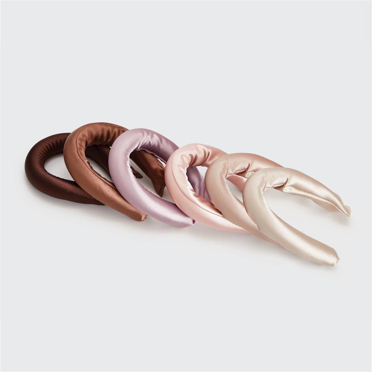 Hittevrije Krulset Van Satijn - Rosewood - Maeva Studio